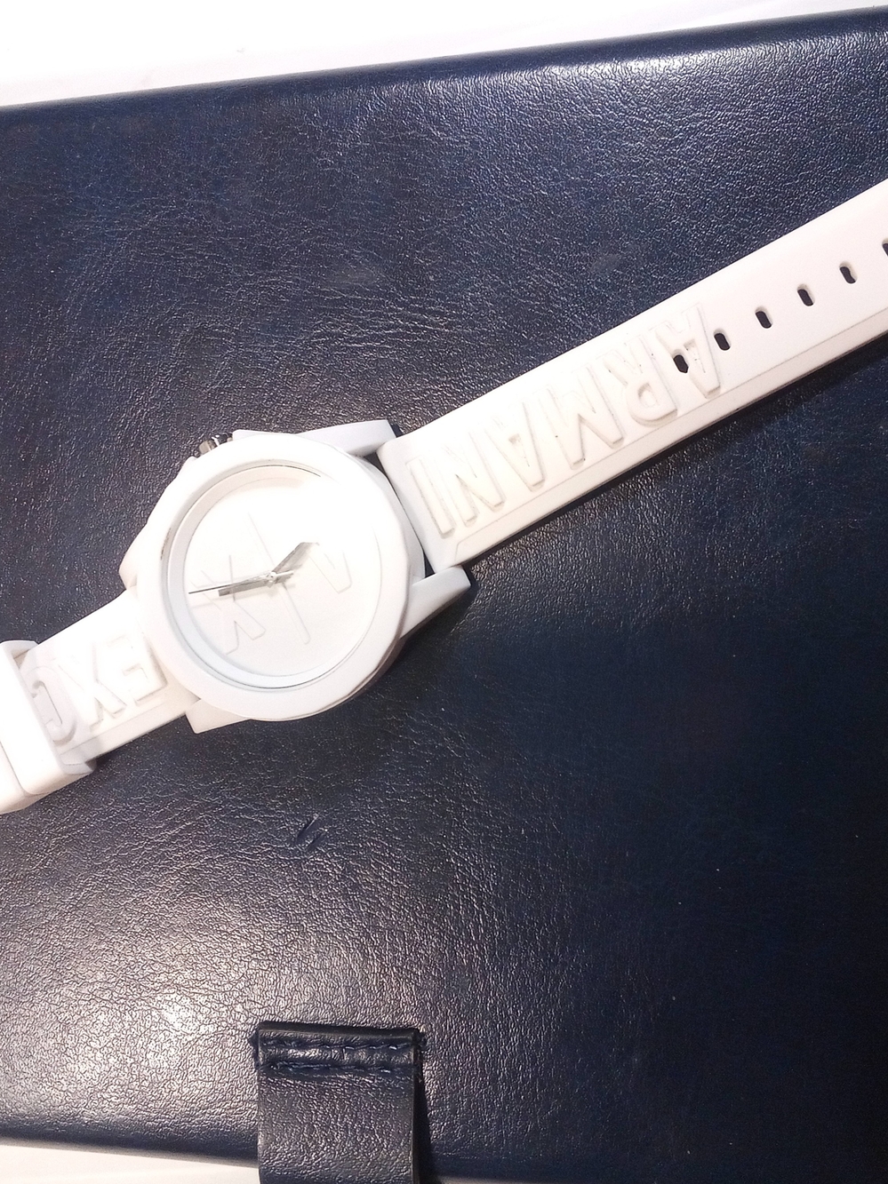Armani Exchange White Analog Quartz Watch, White Silicone Strap, 30 m SS Unisex